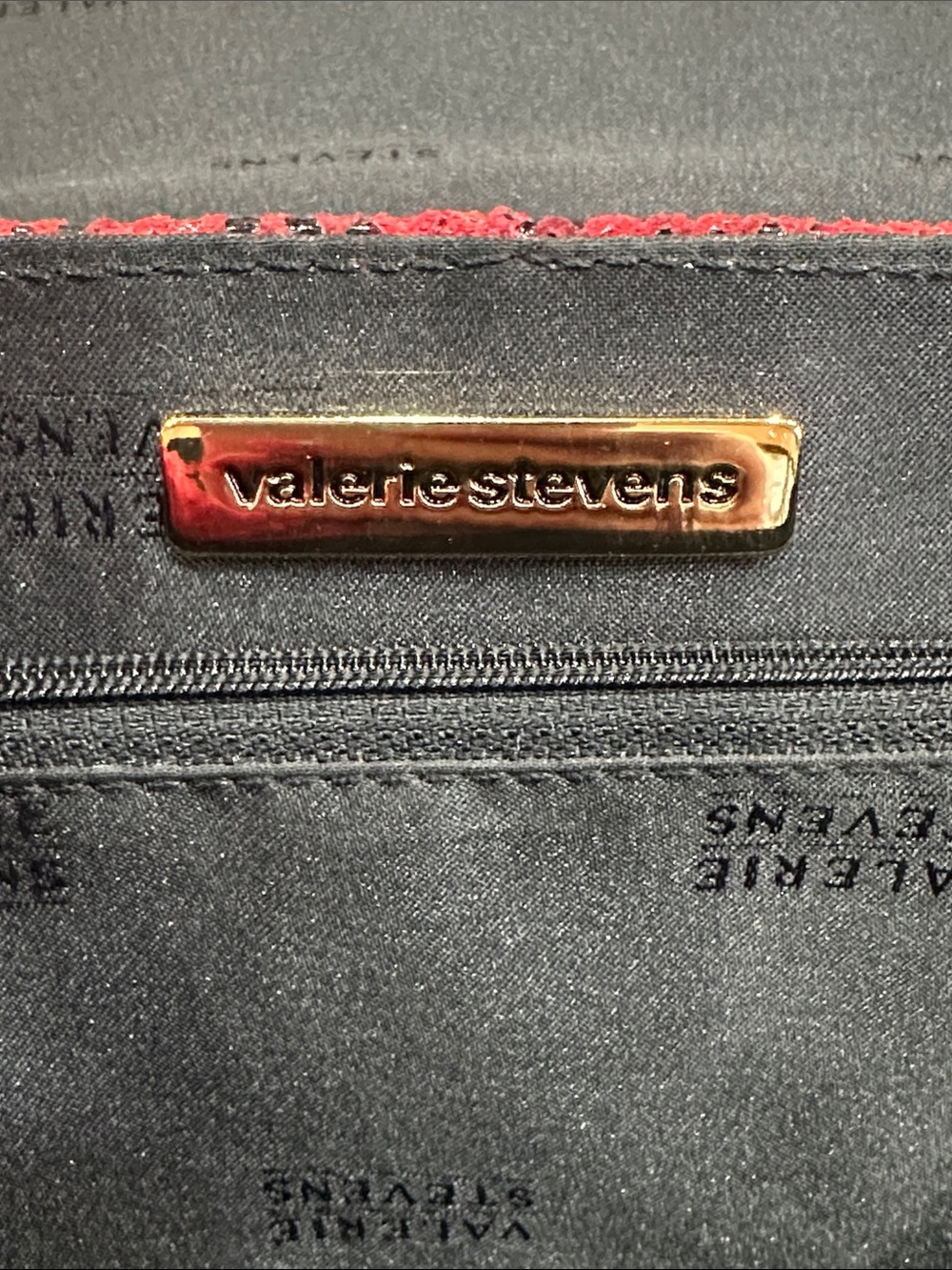 Valerie Stevens Snake Embossed Bag ❤️ - Picture 8 of 8